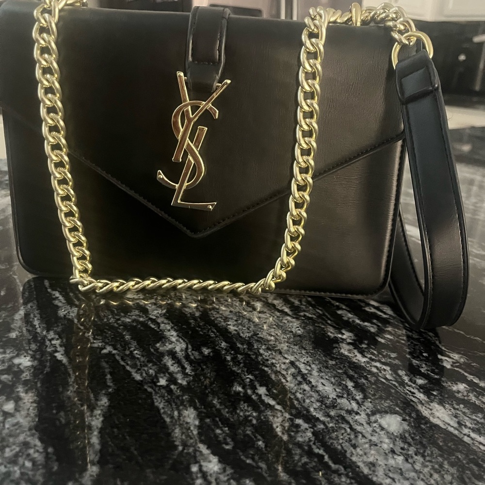 Black purse
